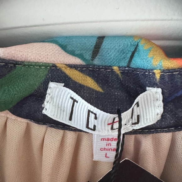 TC Multicolor Patterned Skirt - Picture 7 of 7